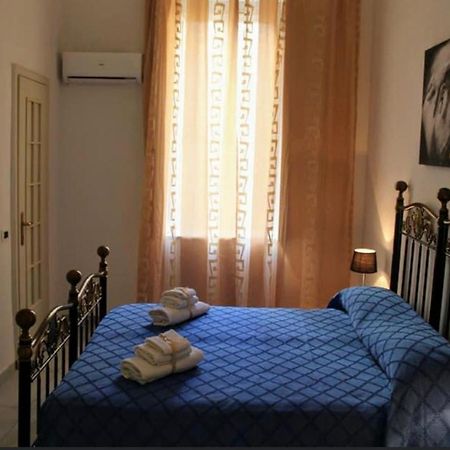 B&B Romy Napels Buitenkant foto